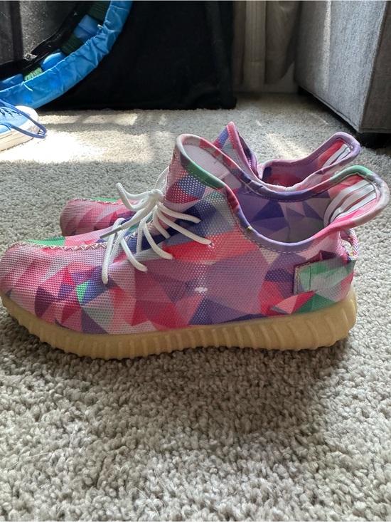 Shoes - Woman’s lace up sneakers